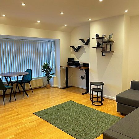 133C Hibrid Home Oxford Exterior foto